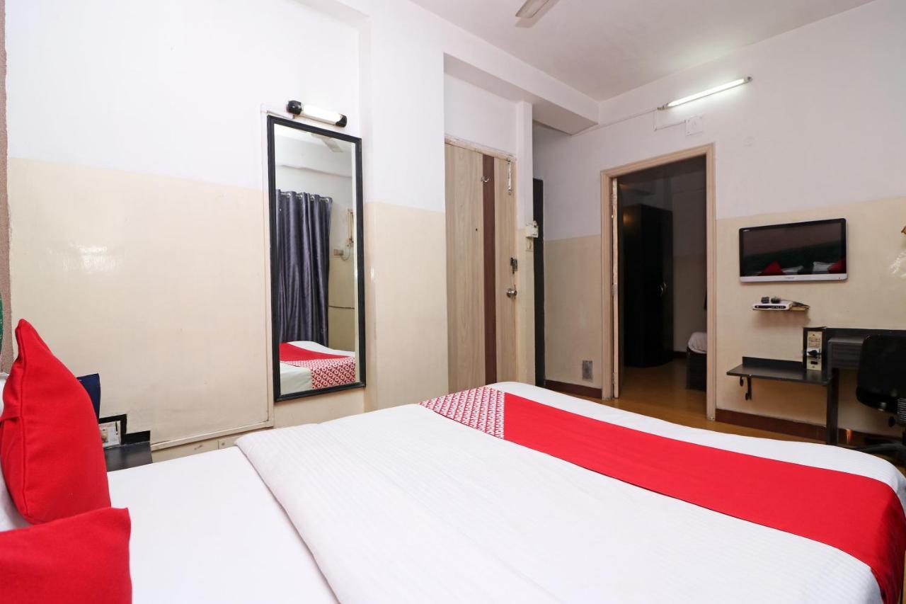Hôtel Oyo 4219 Ratnakar Residency à Calcutta Extérieur photo