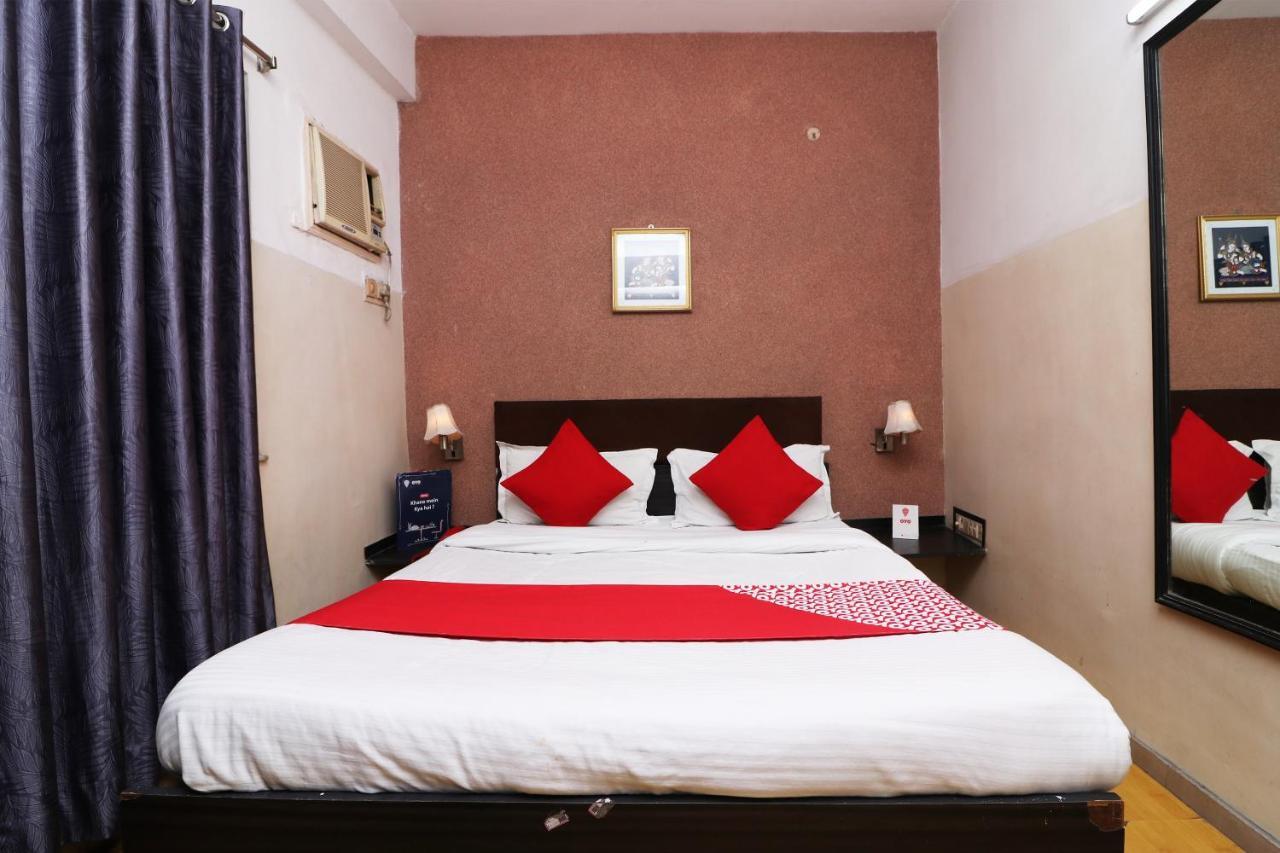 Hôtel Oyo 4219 Ratnakar Residency à Calcutta Extérieur photo