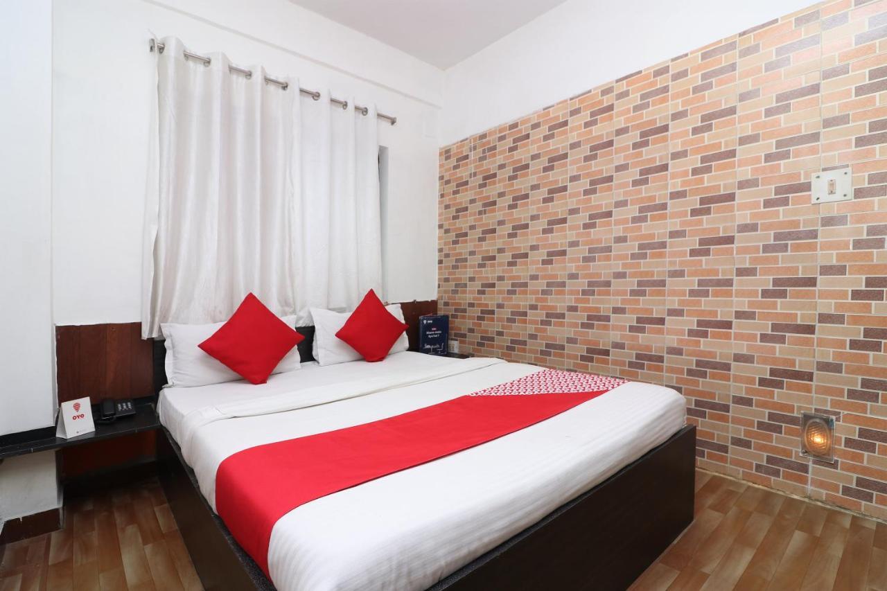 Hôtel Oyo 4219 Ratnakar Residency à Calcutta Extérieur photo