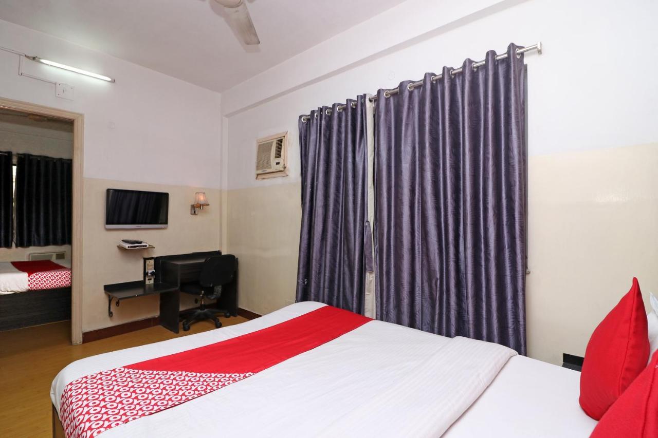 Hôtel Oyo 4219 Ratnakar Residency à Calcutta Extérieur photo