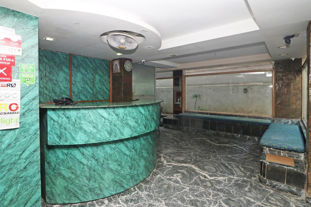 Hôtel Oyo 4219 Ratnakar Residency à Calcutta Extérieur photo